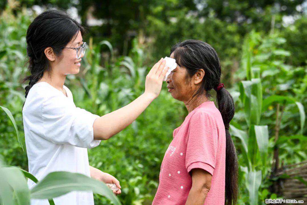 全网追的“扁担女孩”，找了一份暑假工，时薪12元 - 衡水生活资讯 - 衡水28生活网 hs.28life.net